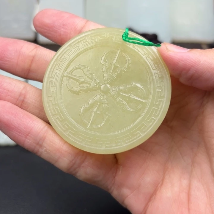 A***A和田玉未镶嵌挂件