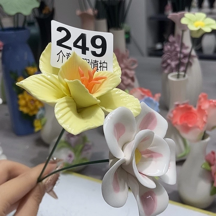 陶瓷纯手工捏花设计