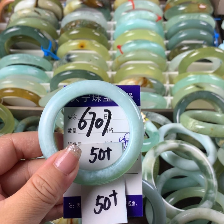 蛇纹石玉未镶嵌手镯嗷****e6707