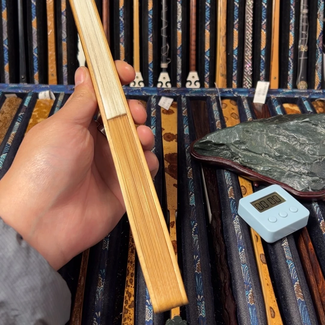 扇子苏工折扇 工艺精湛