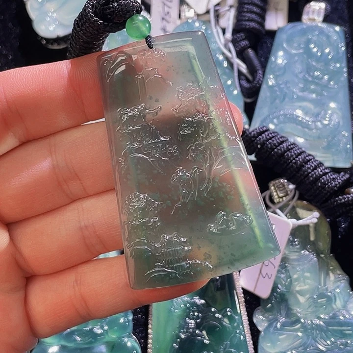 翡翠颈饰未镶嵌58，