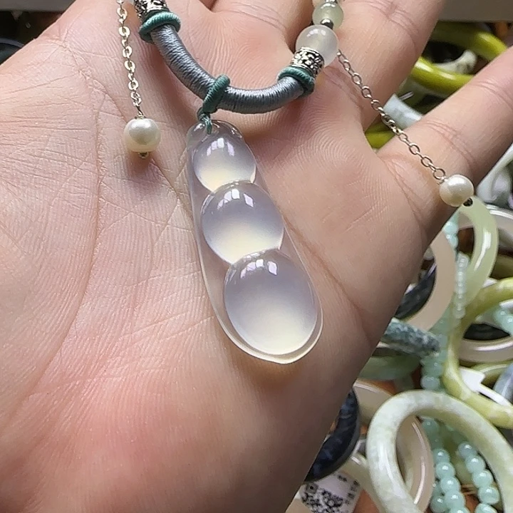 蛇纹石玉合金颈饰