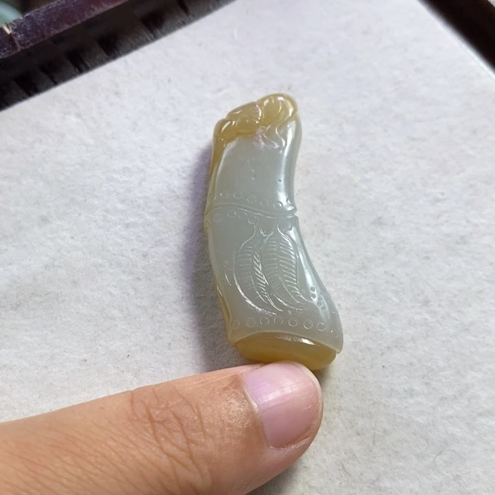 颈饰未镶嵌和田玉20