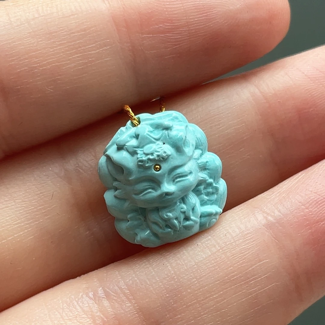 绿松石未镶嵌颈饰