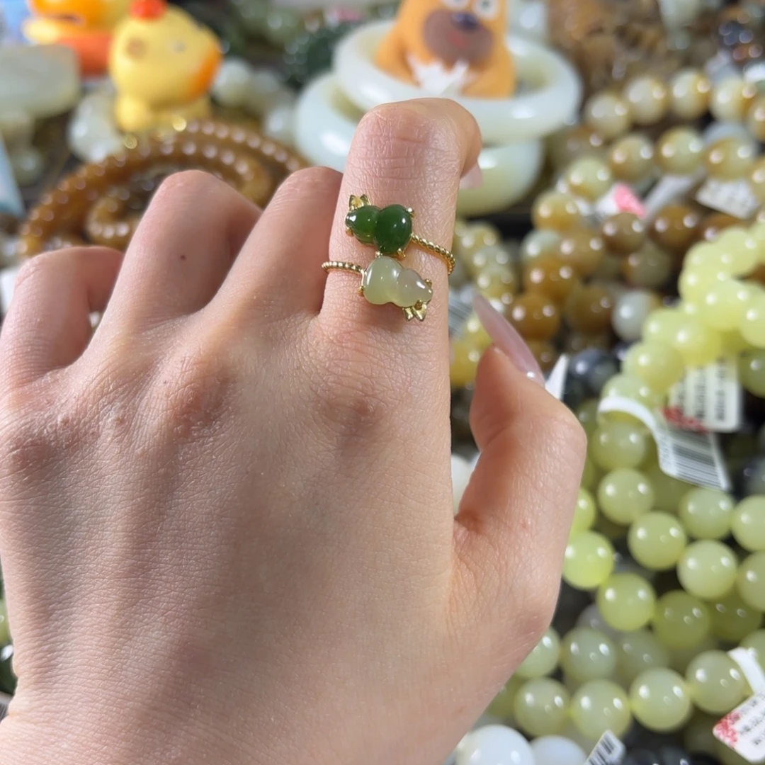 和田玉未镶嵌手串