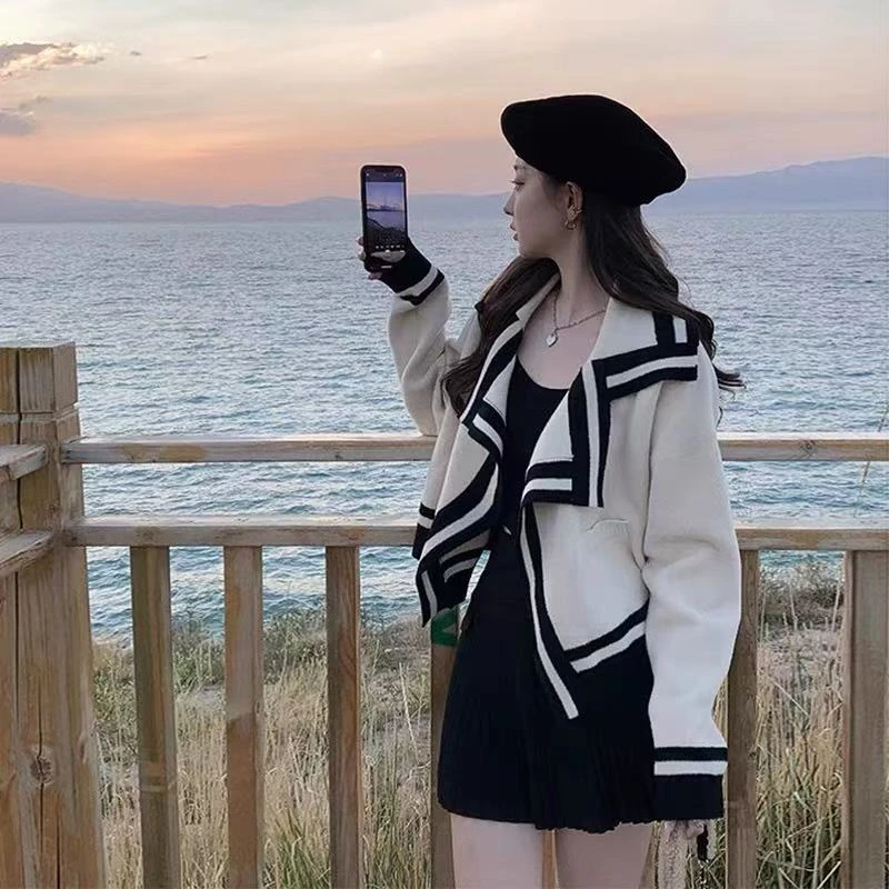 【反骨ZAI】富家千金条纹翻领针织开衫＃02202