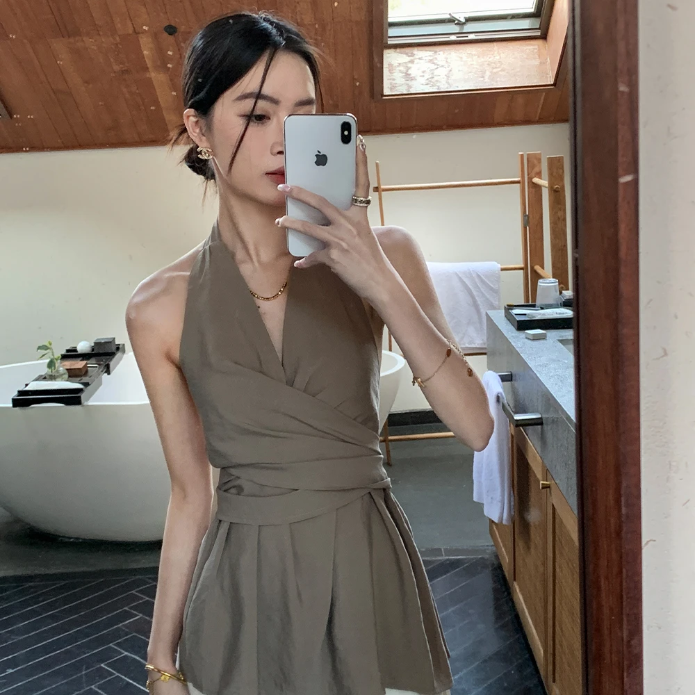 缤菓binguo 复古抽褶系带挂脖长款背心女2025夏季新款修身上衣