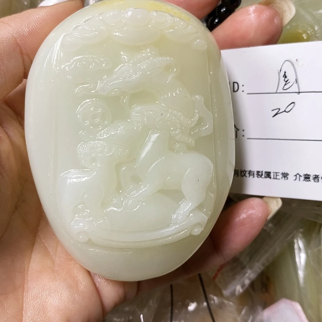 石材国古青石手把件