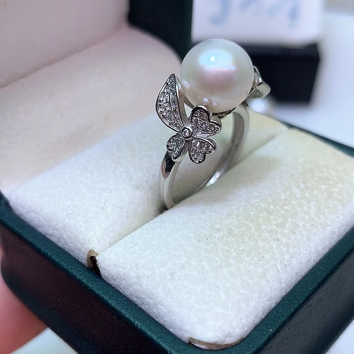 银S925镶嵌耳饰淡水珍珠