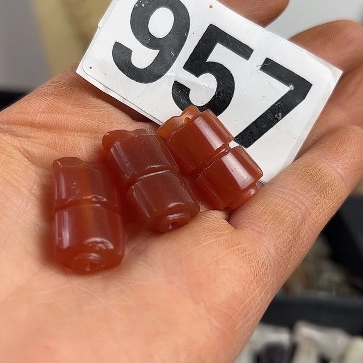 玛瑙/玉髓未镶嵌颈饰舒**人