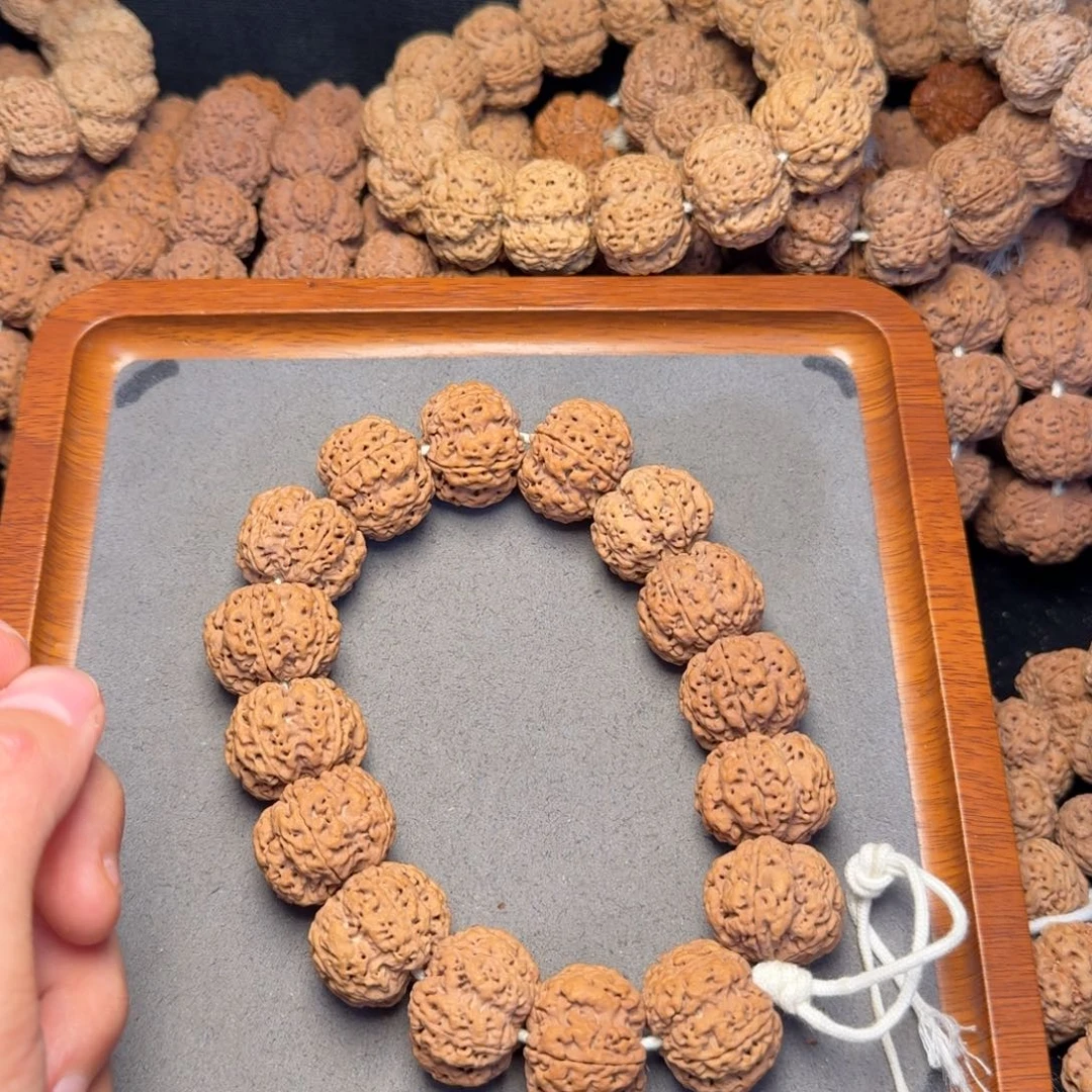 22号尼泊尔大金刚24.5-25五星梅花豆腐块