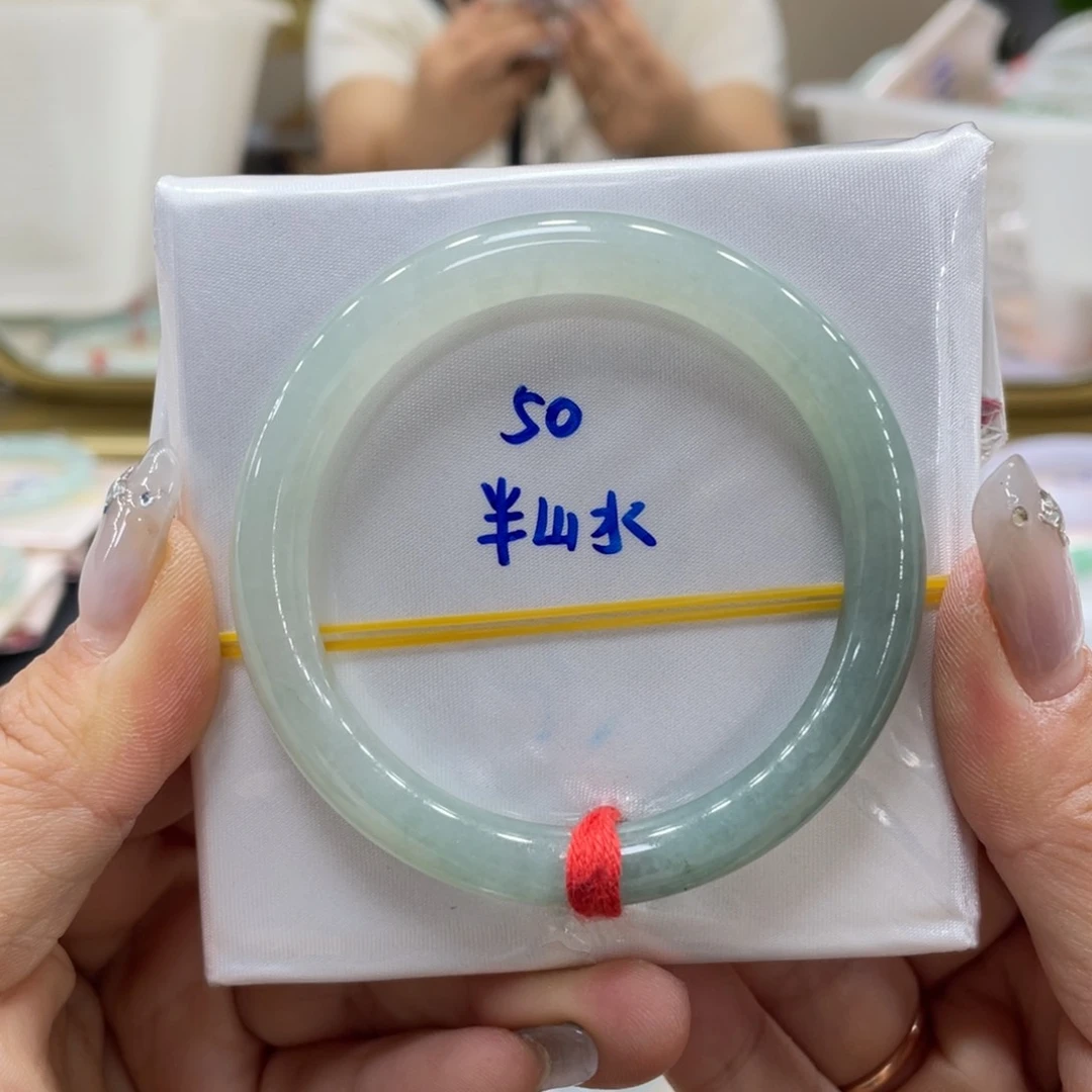 未镶嵌手镯翡翠翡翠
