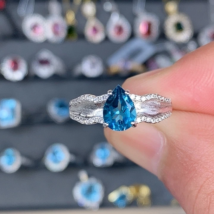 托帕石戒指银S925镶嵌爱****?