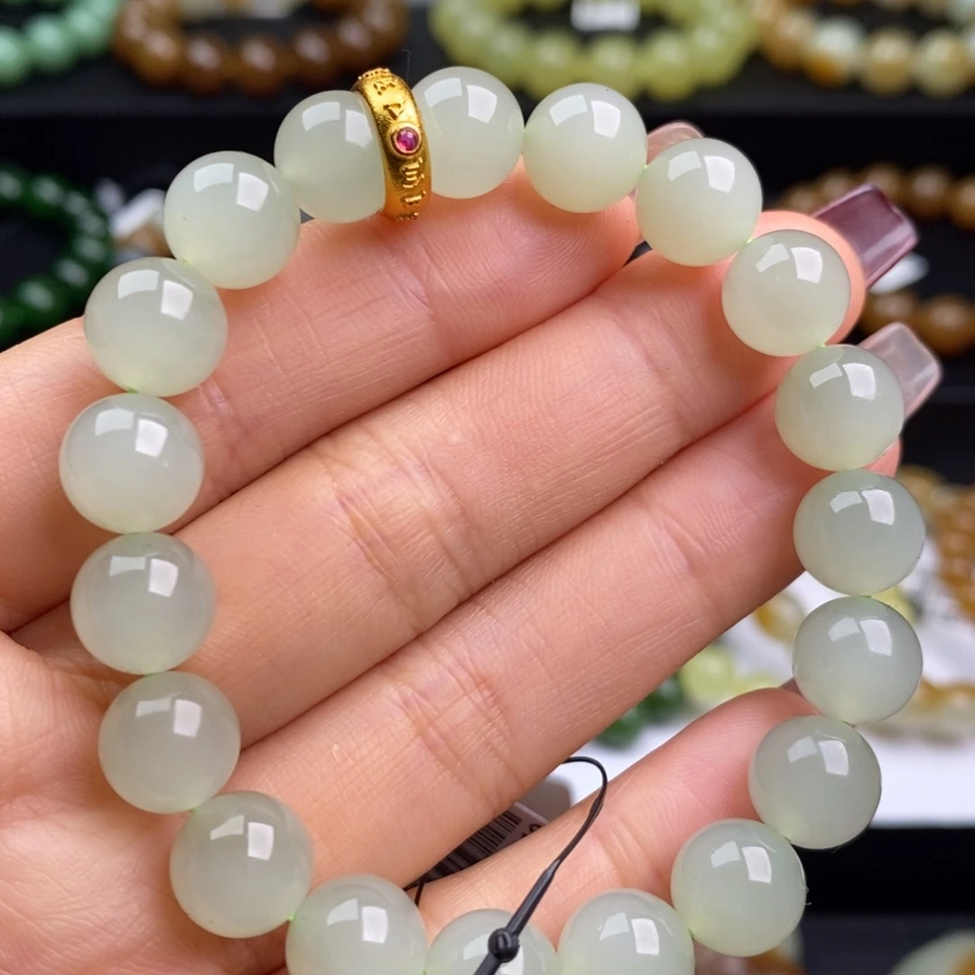 和田玉未镶嵌手串