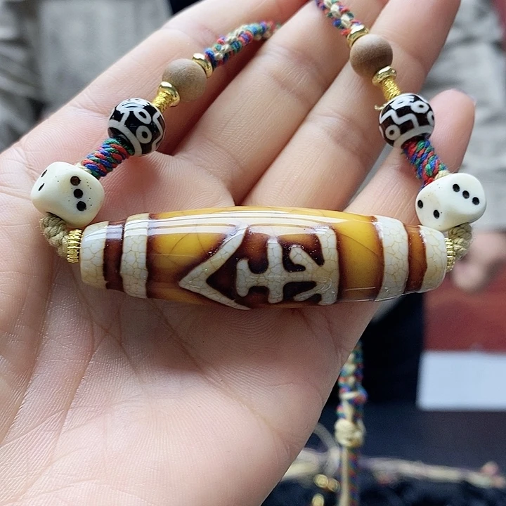 玛瑙/玉髓（覆膜）合金颈饰