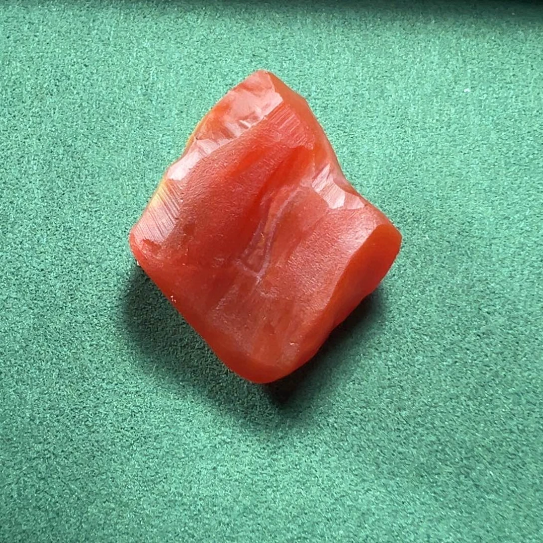 南红玛瑙原石未镶嵌疯**生