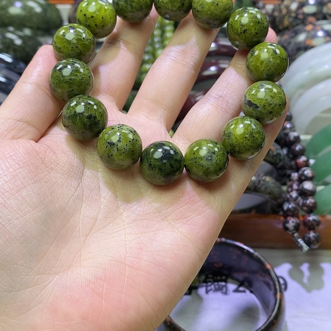 百***香蛇纹石玉未镶嵌卡16
