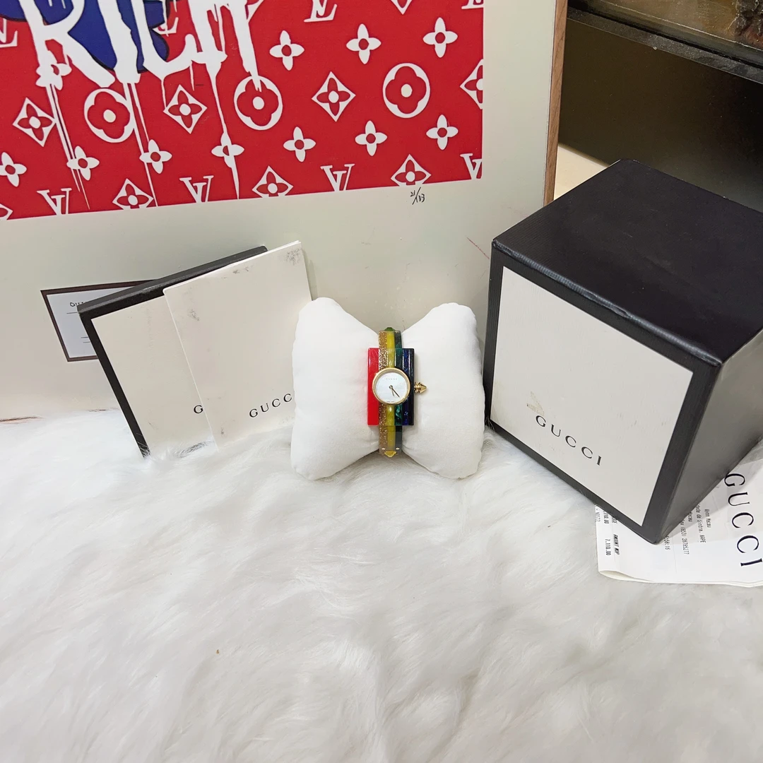 99新 GUCCI/古驰 GUCCI古驰彩虹手表a6497