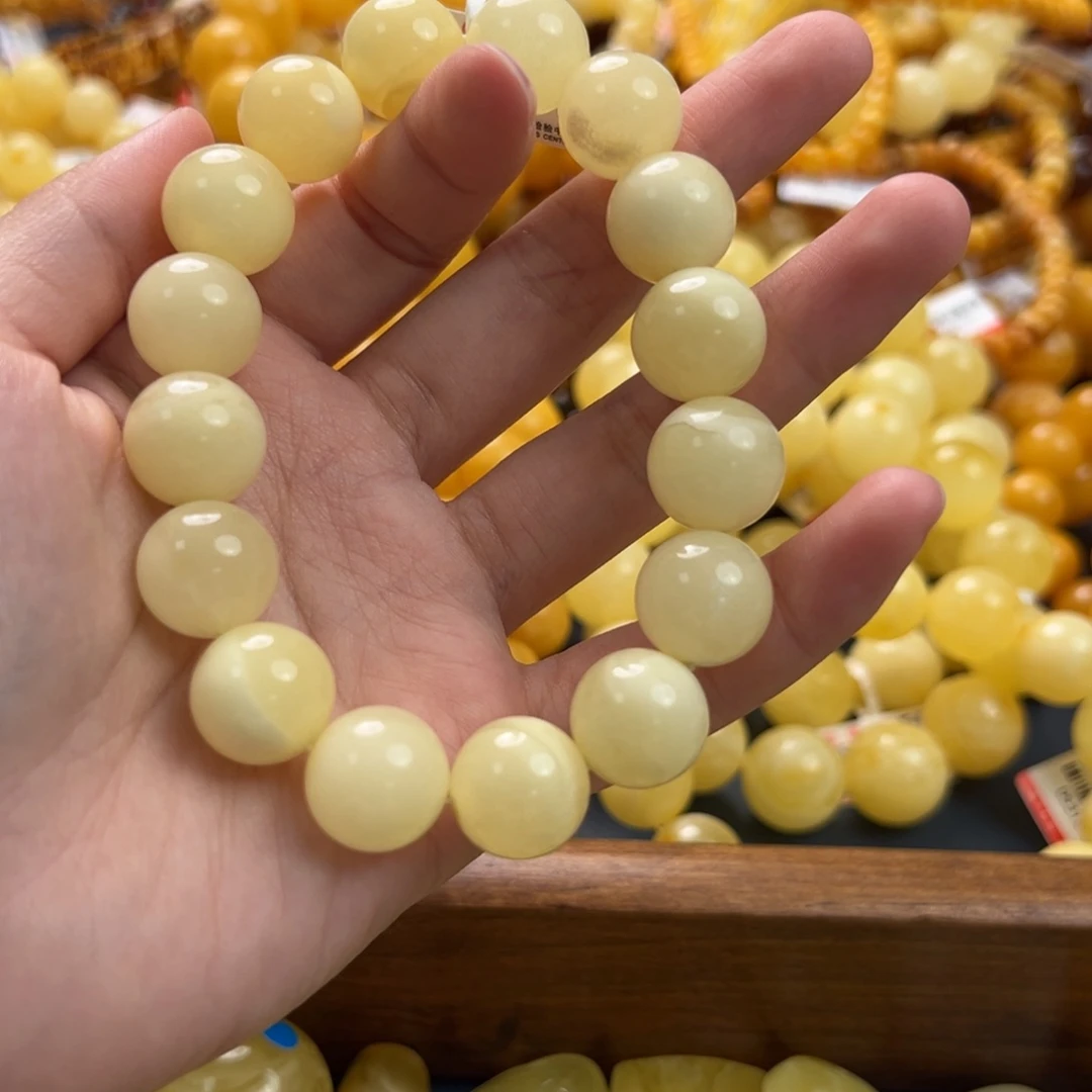 未镶嵌琥珀珠宝奇石