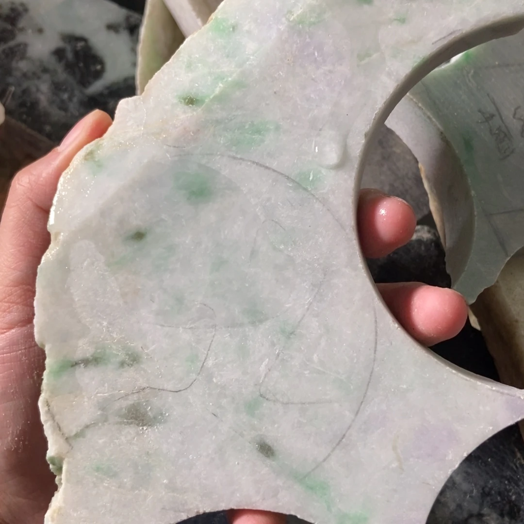 翡翠挂件未镶嵌天然翡翠