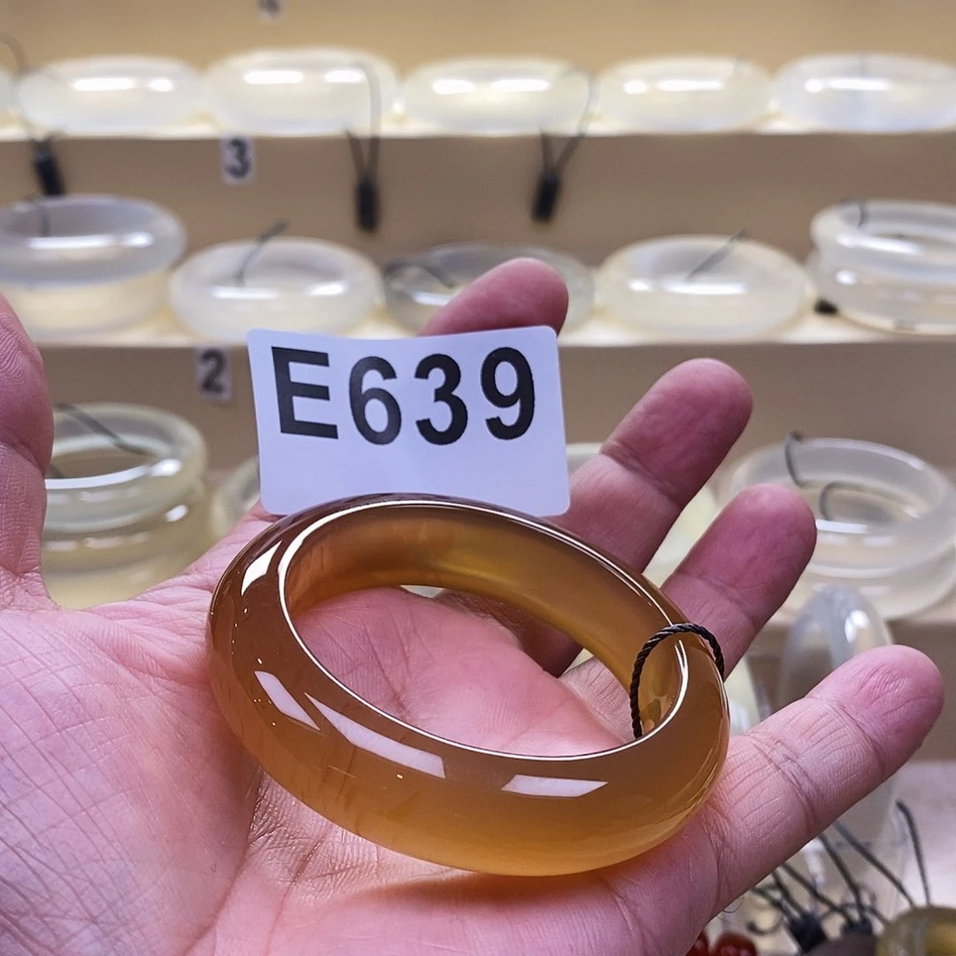 玛瑙/玉髓手镯未镶嵌猫*