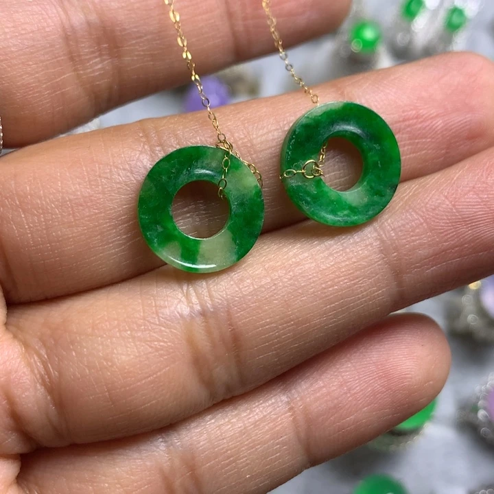 翡翠未镶嵌戒指金链