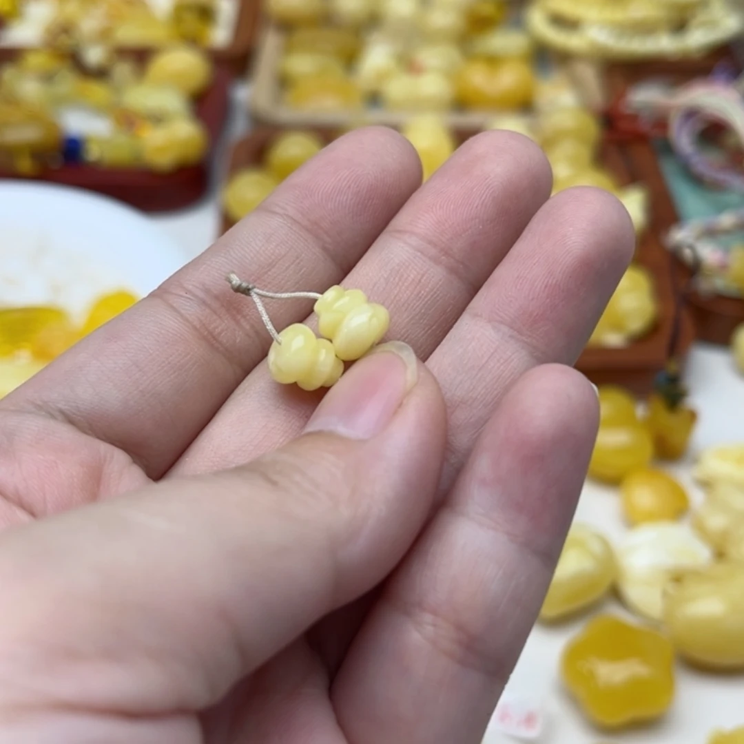 【闪购商品】未镶嵌蜜蜡裸石配饰