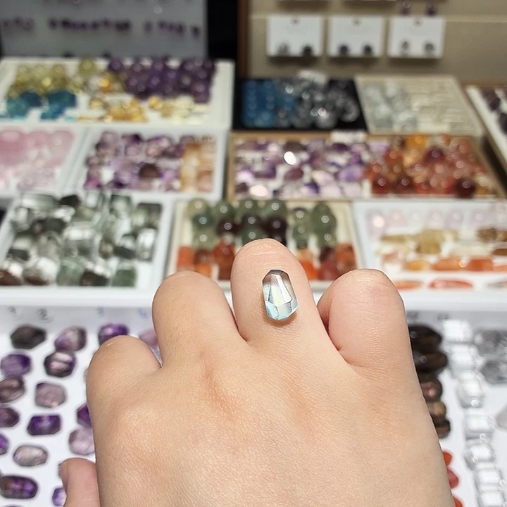 水晶未镶嵌吊坠(不含链)海蓝宝 随形 打孔定制不退换