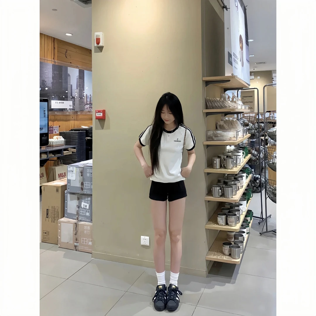 夏季新款美式时尚修身短袖t恤女百搭印花学院风休闲圆领上衣