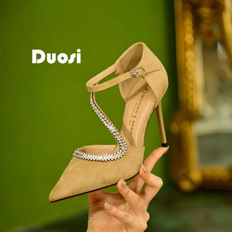 【DUOSI】8cm水钻一字扣宴会鞋女细跟高跟鞋中空时尚单鞋B3376-3
