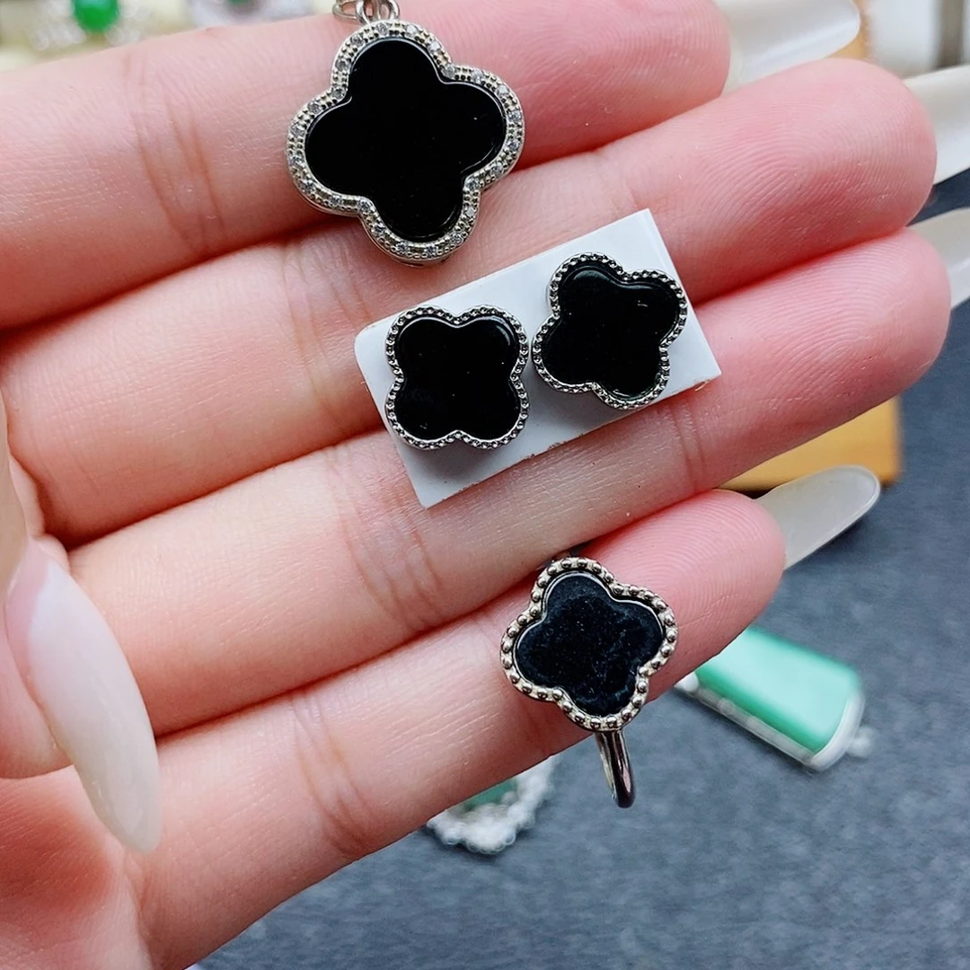 银S925镶嵌戒指翡翠