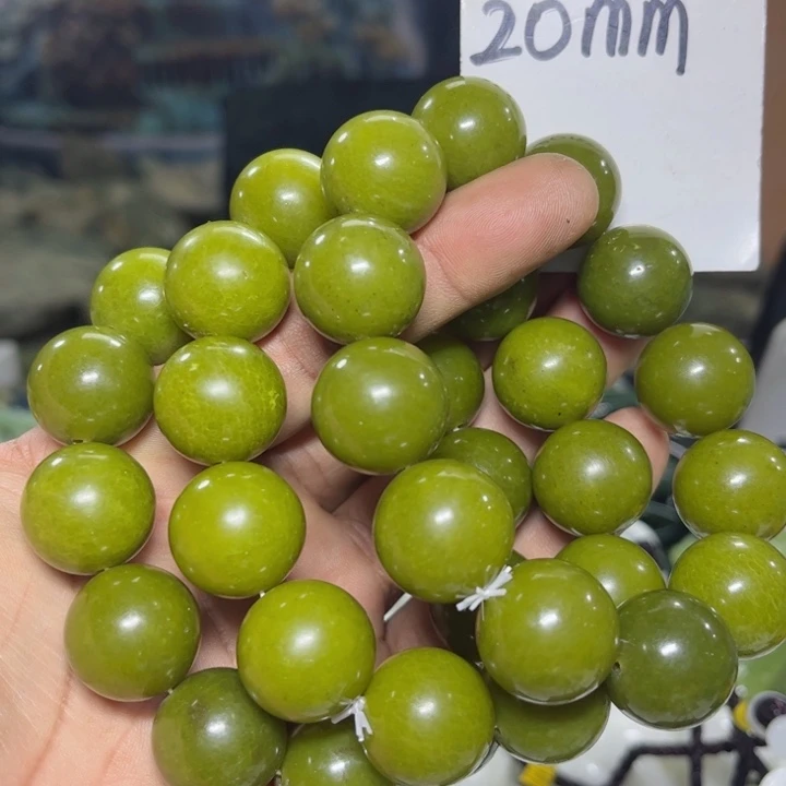 蛇纹石玉手串未镶嵌