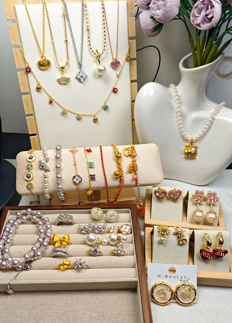 铜合金亚克力项链 轻奢时尚耳饰手链项链