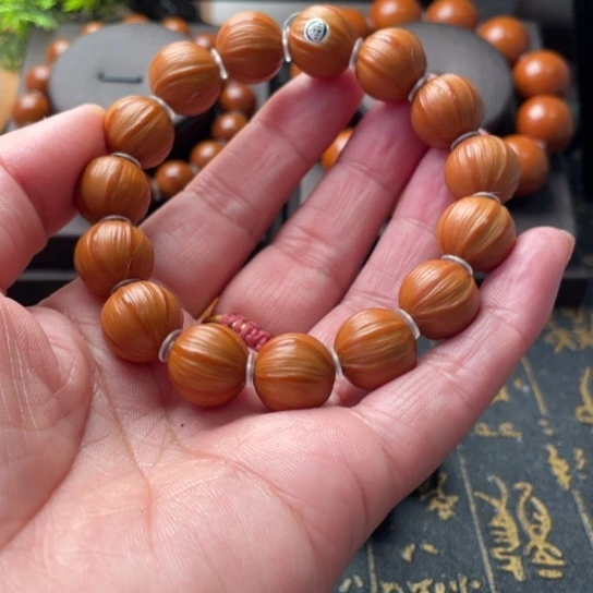 嬉***脸吊坠橄榄核橄榄1.5