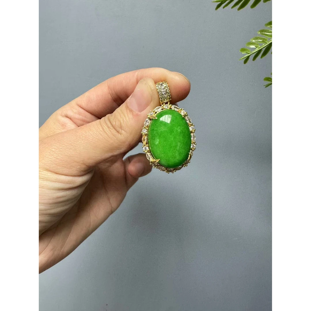 翡翠阳绿14k设计款太阳花大蛋面吊坠