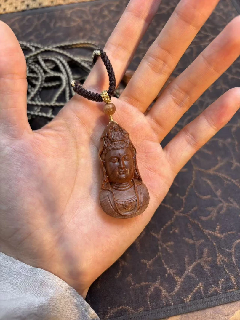 【观音】印度老山檀黑肉横纹 5X2X1.3cm 精工雕刻 多样性发货发其一