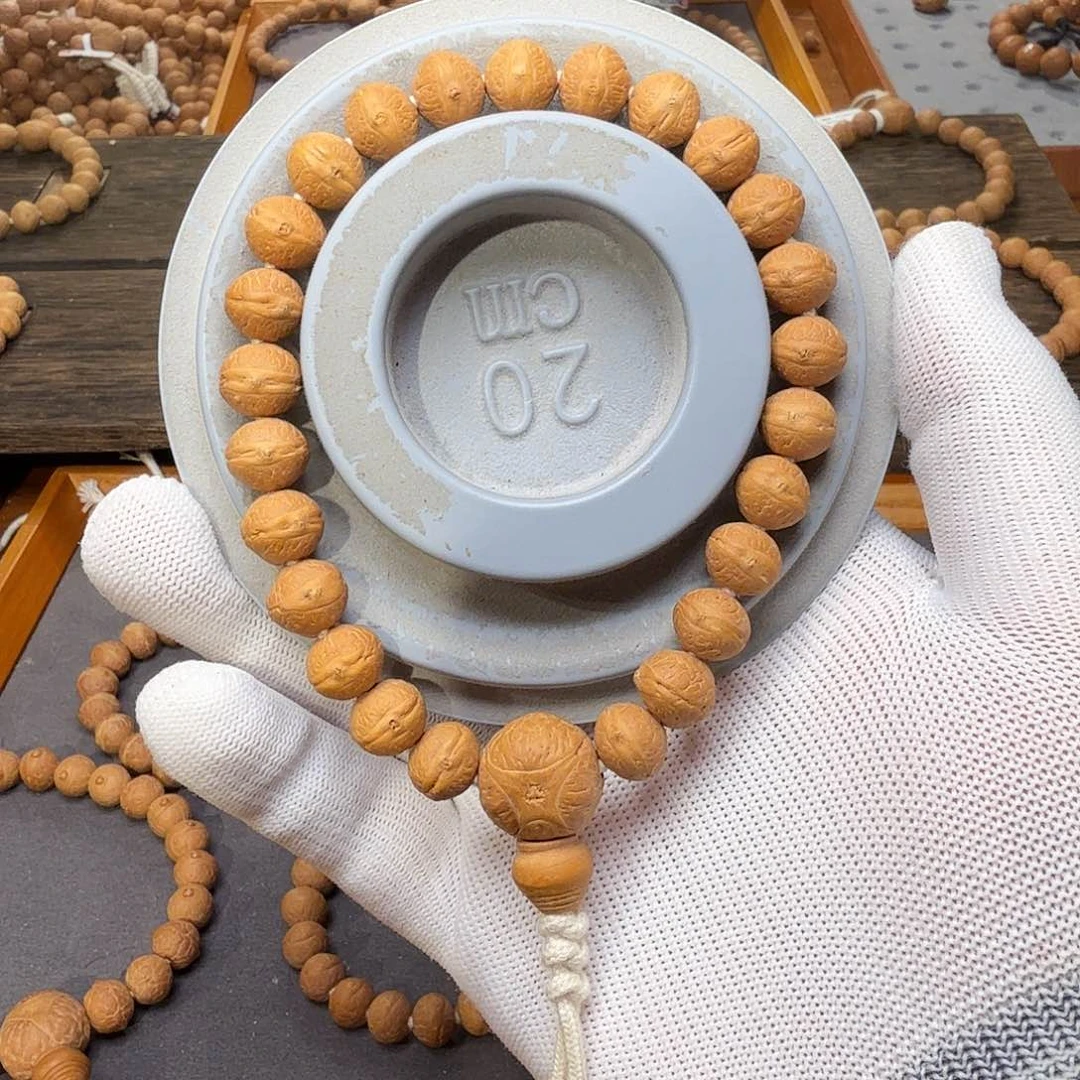 凤眼菩提吊坠飞碟实心10.7-11.1mm