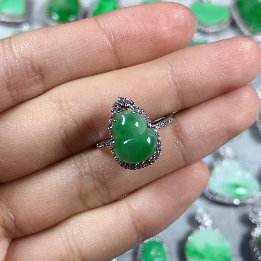 未镶嵌戒指翡翠葫芦