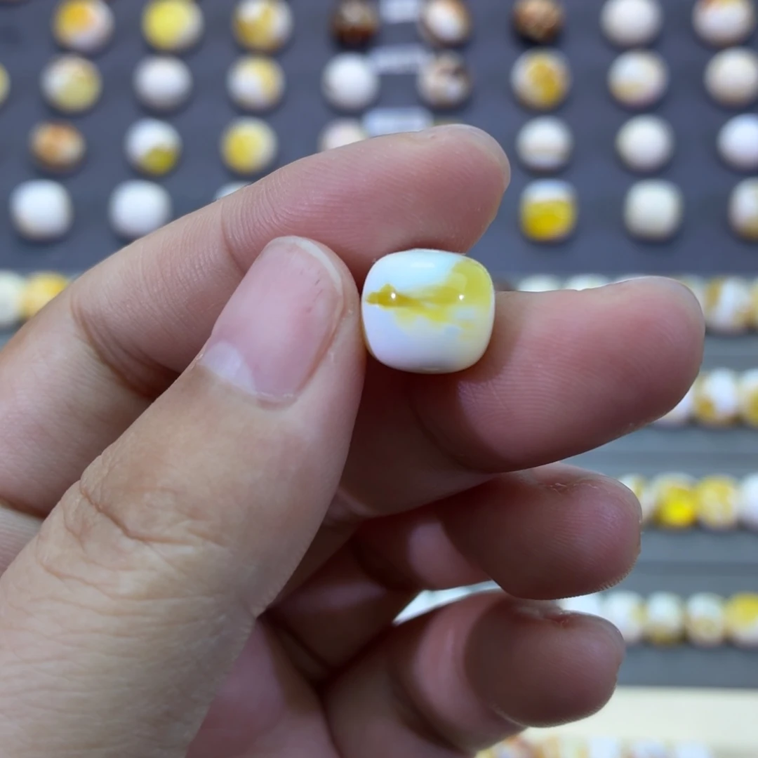 琥珀未镶嵌裸石11加老型