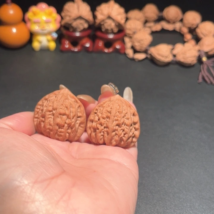 吊坠文玩核桃金牛