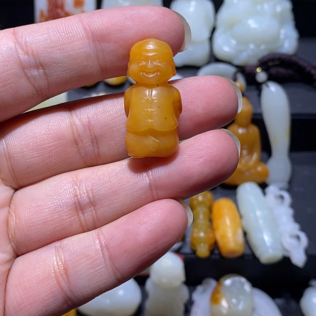风***泽和田玉未镶嵌颈饰