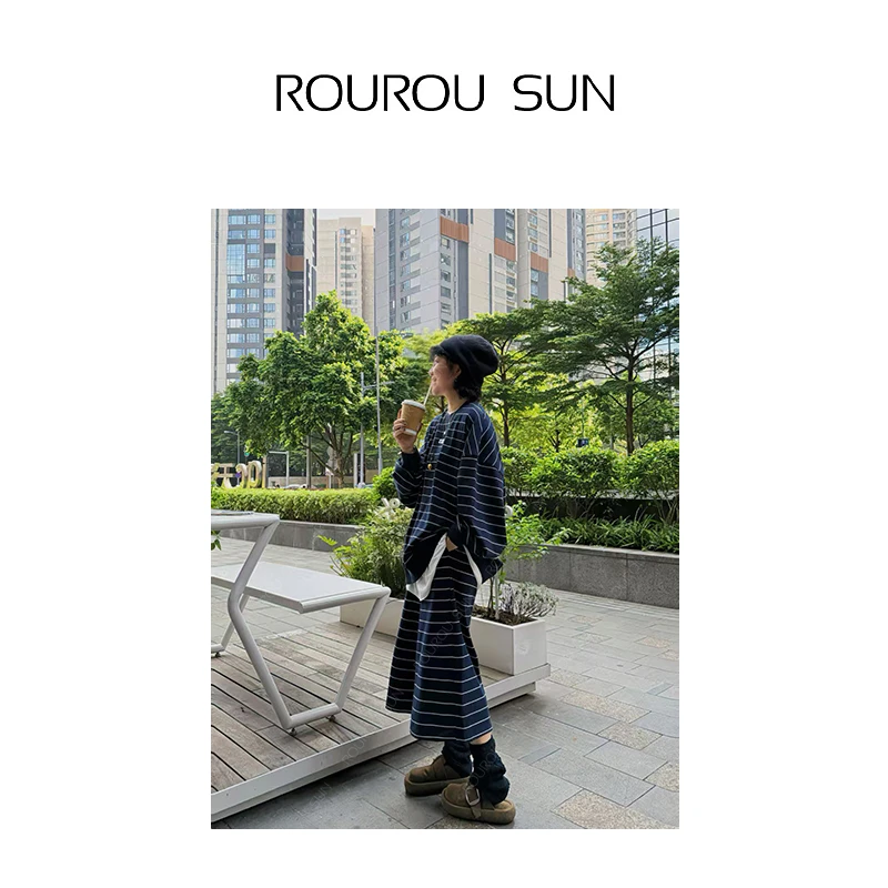 27309早秋款女装韩系百搭宽松圆领上衣时尚短裤条纹卫衣两件套