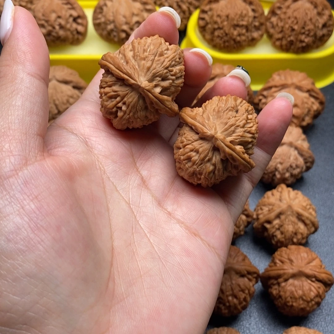 手串文玩核桃三角白34.5