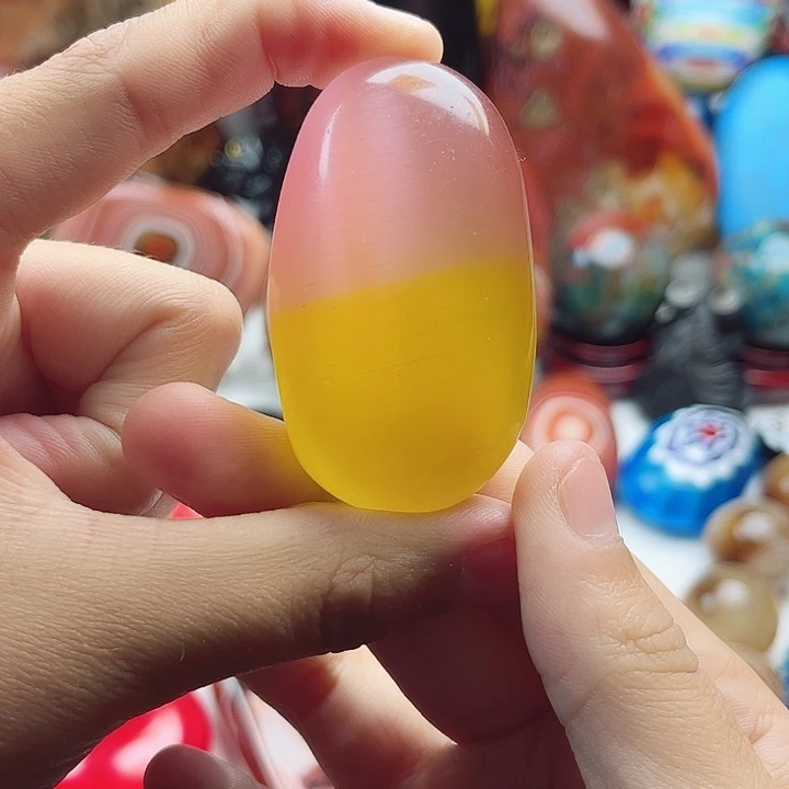 玛瑙/玉髓未镶嵌珠宝奇石