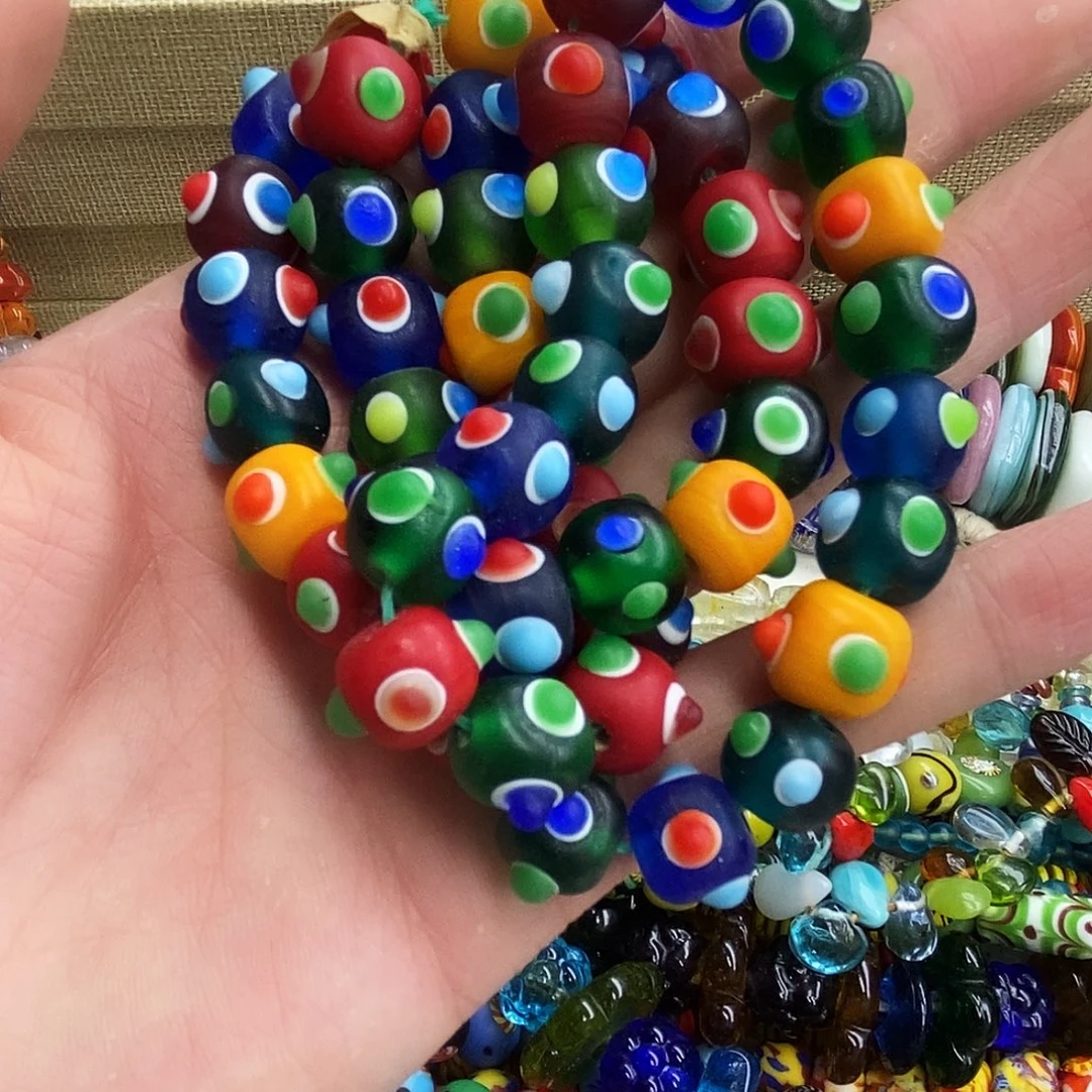 琉璃颈饰方型蜻蜓眼 可半