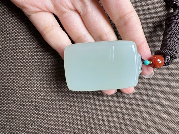 和田玉平安无事牌