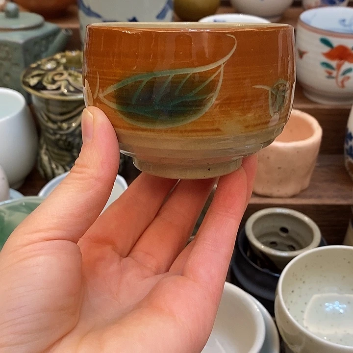 中古物品默认微瑕，谨慎参拍，满18包邮！