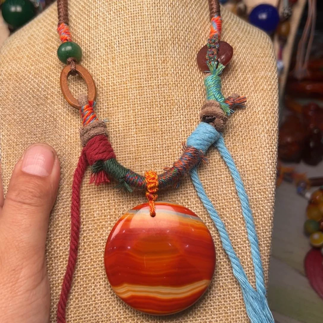 玛瑙/玉髓颈饰未镶嵌