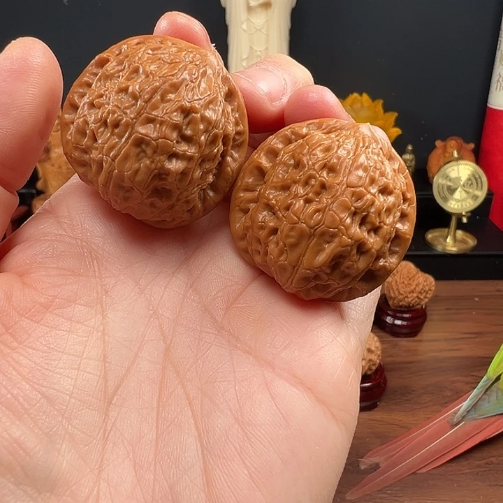 文玩核桃吊坠36夜明珠