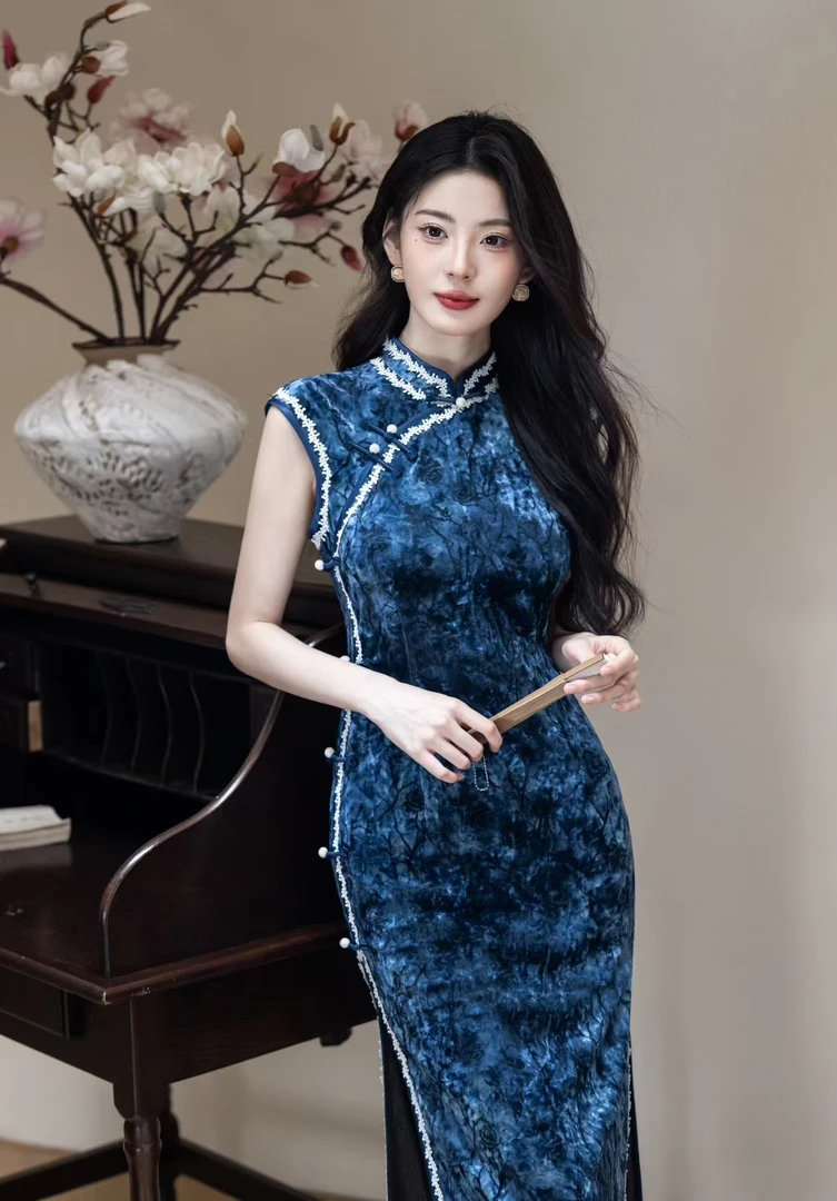 植绒中式年轻无袖旗袍女2025夏季新款复古日常气质改良连衣裙修身